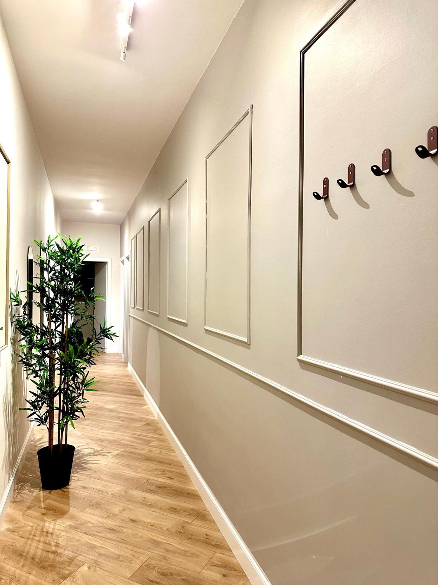 Art N Shelter Apartament Bari Exterior photo