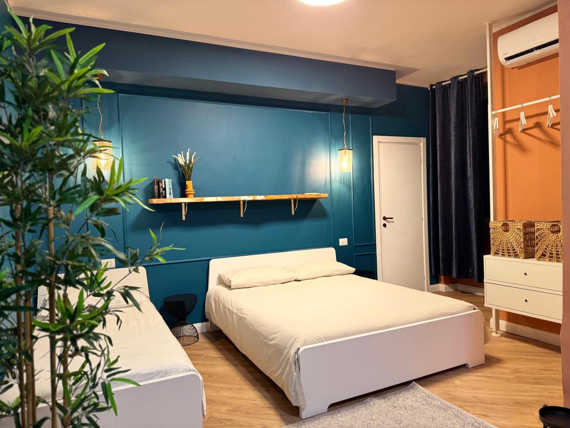 Art N Shelter Apartament Bari Exterior photo