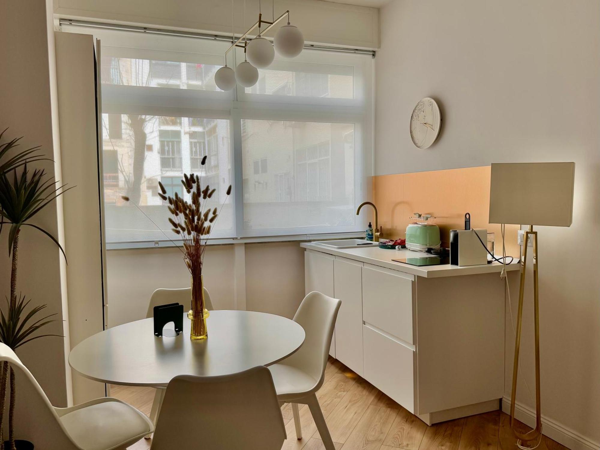 Art N Shelter Apartament Bari Exterior photo
